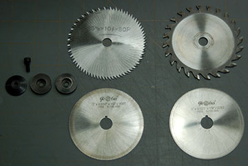 Various blades and blade washers.
