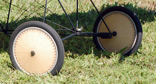 Model aircraft wheels top