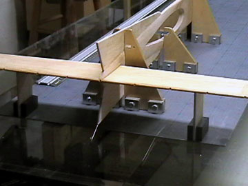 Doodle Bug 330 designed by Wild Bill Netzeband. The profile fuselage is locked vertically with fixtures while the horizontal stabilizer is glued on absolutely perpendicular to the fuselage.