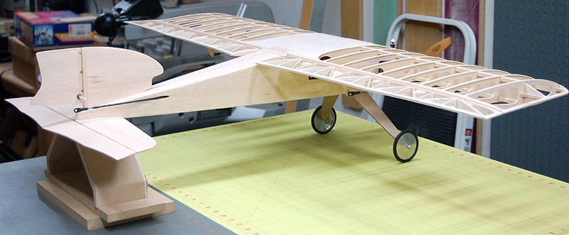 model airplane building board